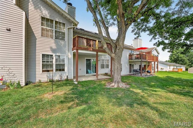 980 Windstream Drive 35, St Peters, MO 63376