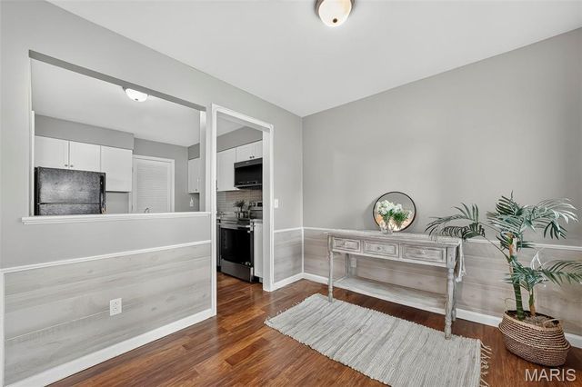 980 Windstream Drive 35, St Peters, MO 63376