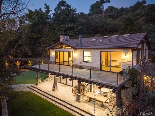 5310 Linda Vista, La Canada Flintridge, CA 91011