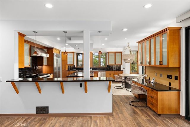 5310 Linda Vista, La Canada Flintridge, CA 91011