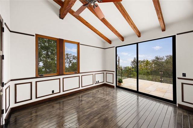 5310 Linda Vista, La Canada Flintridge, CA 91011