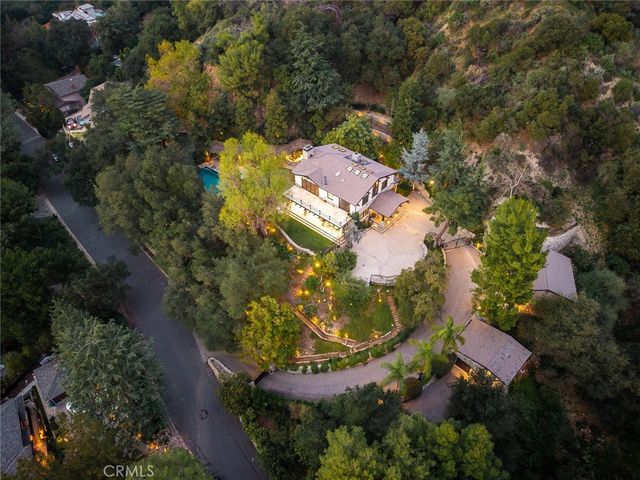5310 Linda Vista, La Canada Flintridge, CA 91011