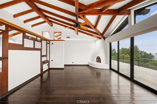 5310 Linda Vista, La Canada Flintridge, CA 91011