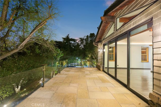 5310 Linda Vista, La Canada Flintridge, CA 91011