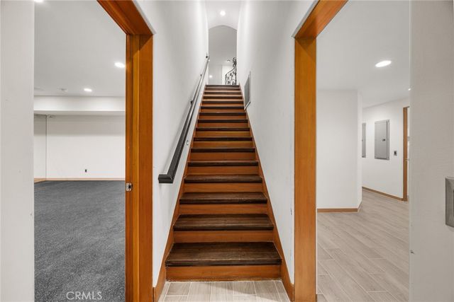 5310 Linda Vista, La Canada Flintridge, CA 91011
