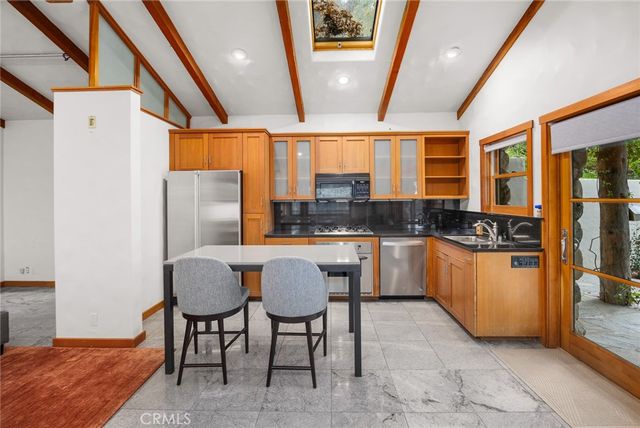 5310 Linda Vista, La Canada Flintridge, CA 91011