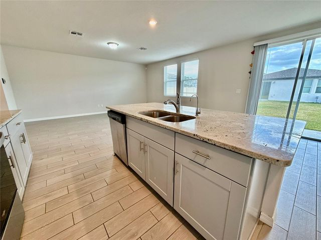 3204 FRESNO PLACE, Zephyrhills, FL 33541