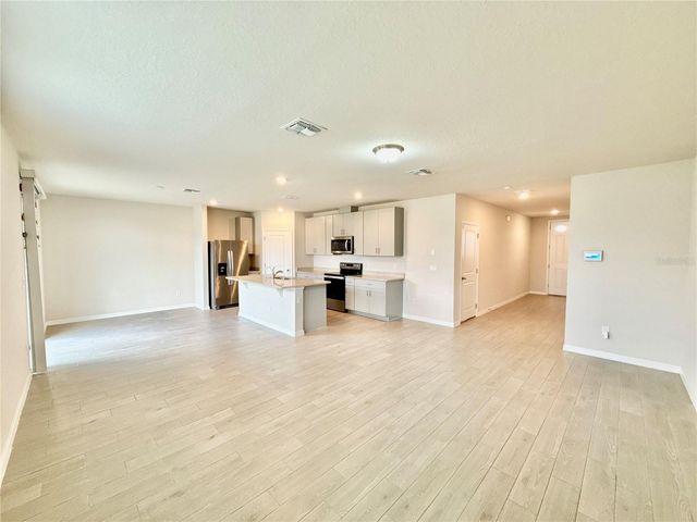 3204 FRESNO PLACE, Zephyrhills, FL 33541