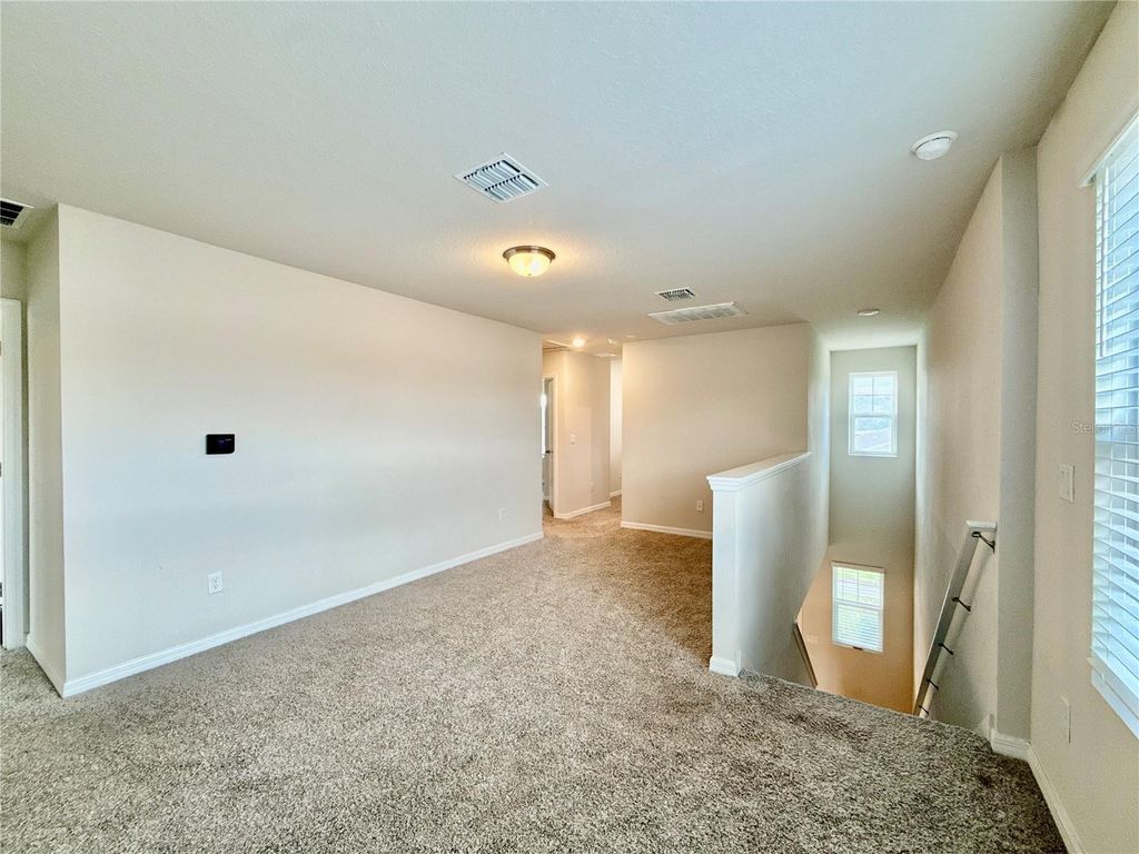 Image 23 of property listing at 3204 FRESNO PLACE, Zephyrhills, FL 33541