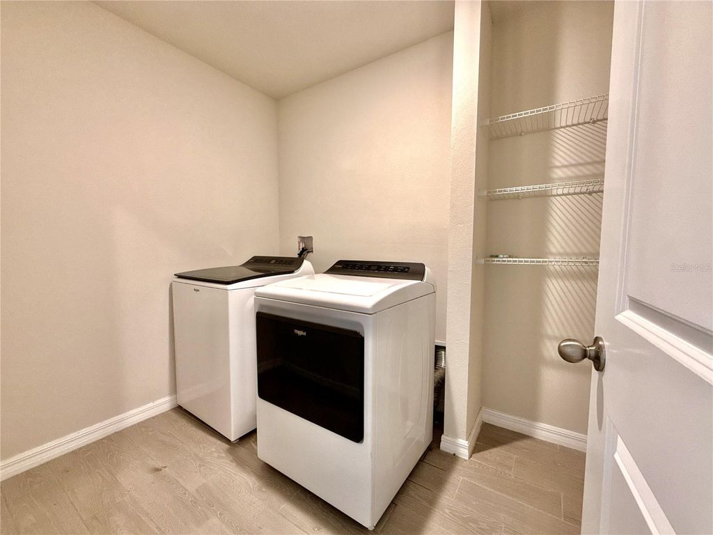 Image 27 of property listing at 3204 FRESNO PLACE, Zephyrhills, FL 33541