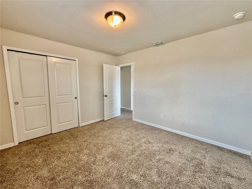 Image 33 of property listing at 3204 FRESNO PLACE, Zephyrhills, FL 33541