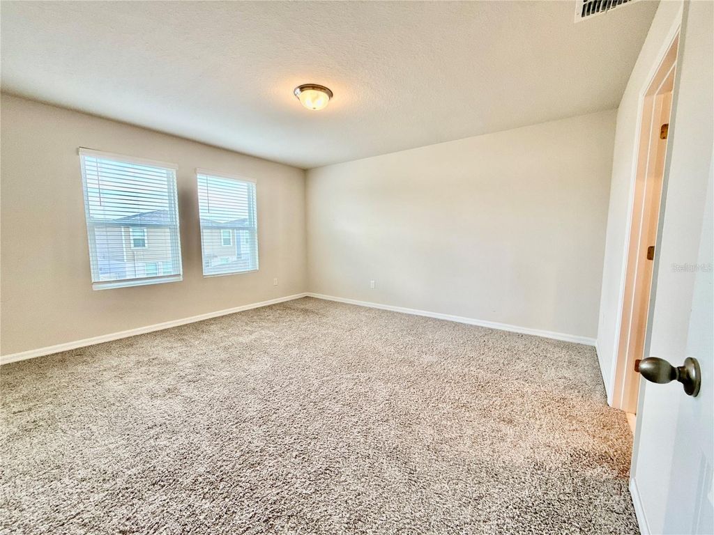 Image 34 of property listing at 3204 FRESNO PLACE, Zephyrhills, FL 33541