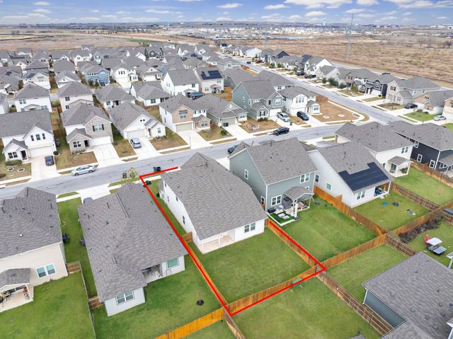 108 Greenfinch ST, Hutto, TX 78634