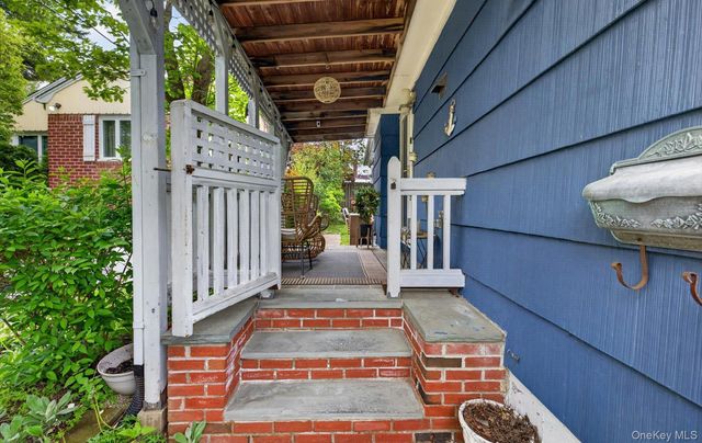 24814 Depew Avenue, Little Neck, NY 11363