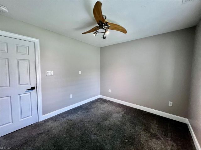 684 Orangewood DR, Virginia Beach, VA 23453