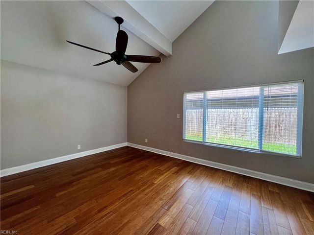 684 Orangewood DR, Virginia Beach, VA 23453