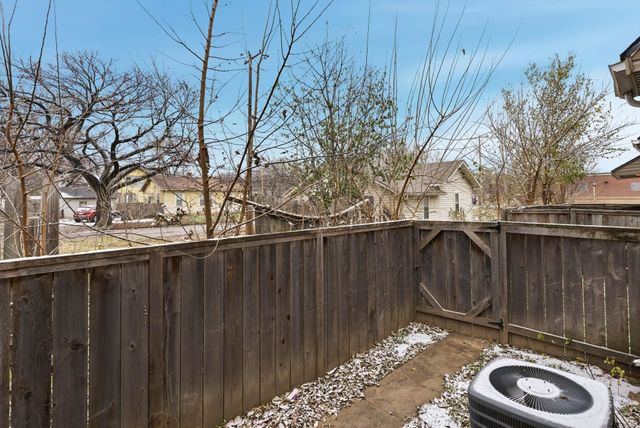 703 S Hydraulic, Wichita, KS 67211