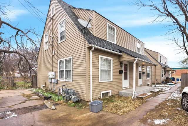 703 S Hydraulic, Wichita, KS 67211