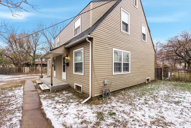 703 S Hydraulic, Wichita, KS 67211