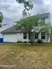 157 Malibu Drive, Eatontown, NJ 07724