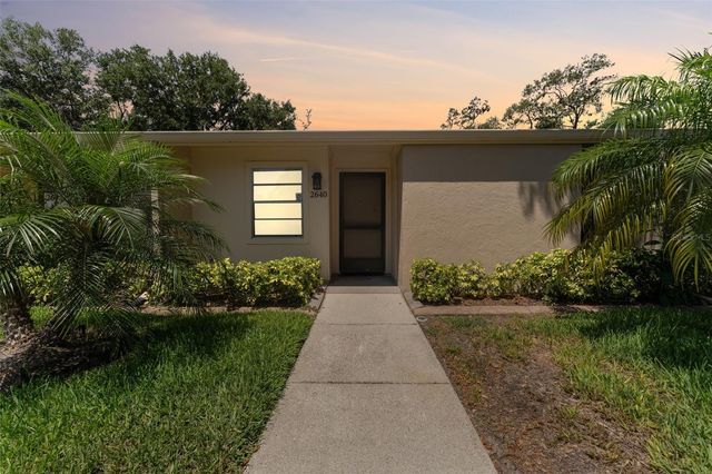 2640 WOODGATE LANE F6, Sarasota, FL 34231