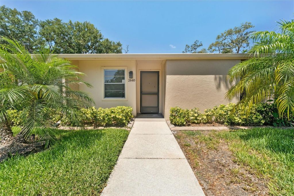 2640 WOODGATE LANE F6, Sarasota, FL 34231