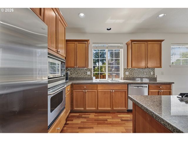 4049 Nw 134TH Ter, Portland, OR 97229
