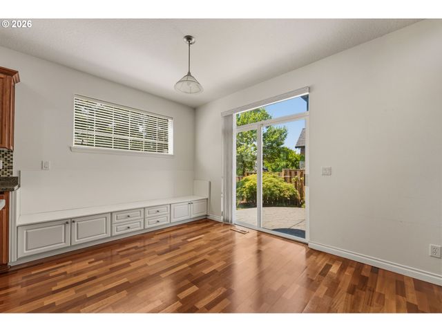 4049 Nw 134TH Ter, Portland, OR 97229