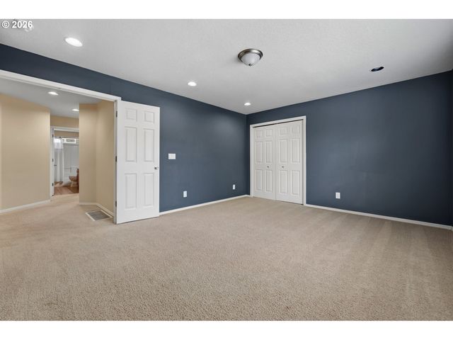 4049 Nw 134TH Ter, Portland, OR 97229