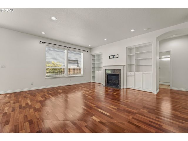 4049 Nw 134TH Ter, Portland, OR 97229