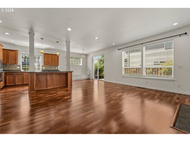 4049 Nw 134TH Ter, Portland, OR 97229