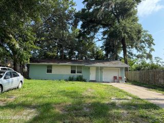 5025 WELBORN Road, Jacksonville, FL 32207