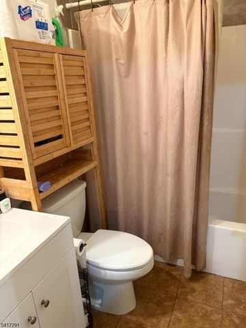 112 4 Th Ave, Paterson City, NJ 07524