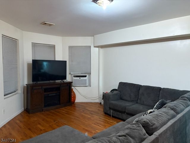 112 4 Th Ave, Paterson City, NJ 07524
