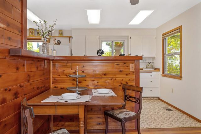 12190 Holly Vista Way, Auburn, CA 95603