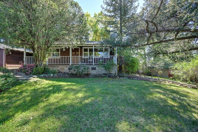 12190 Holly Vista Way, Auburn, CA 95603