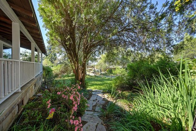 12190 Holly Vista Way, Auburn, CA 95603