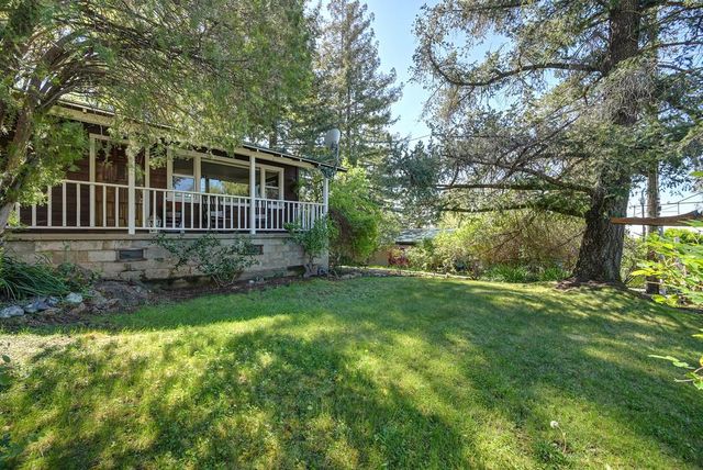 12190 Holly Vista Way, Auburn, CA 95603