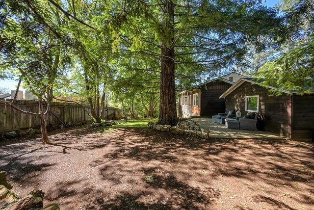 12190 Holly Vista Way, Auburn, CA 95603