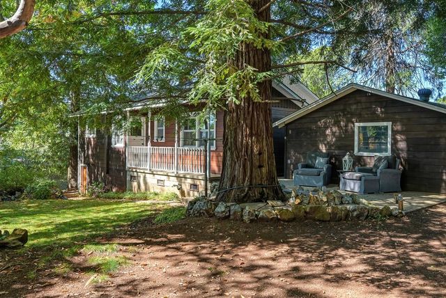 12190 Holly Vista Way, Auburn, CA 95603