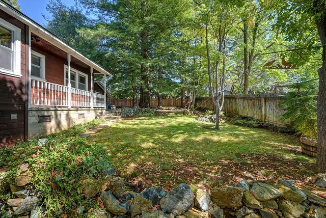 12190 Holly Vista Way, Auburn, CA 95603