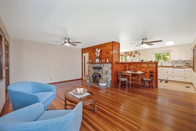 12190 Holly Vista Way, Auburn, CA 95603