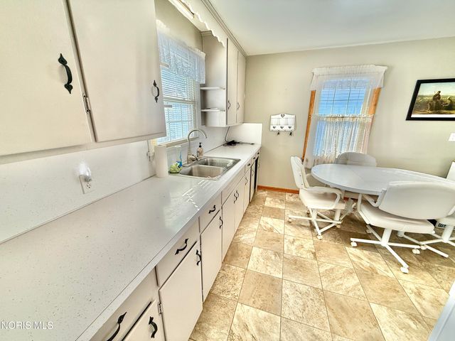 1309 Superior Street, Genoa, OH 43430