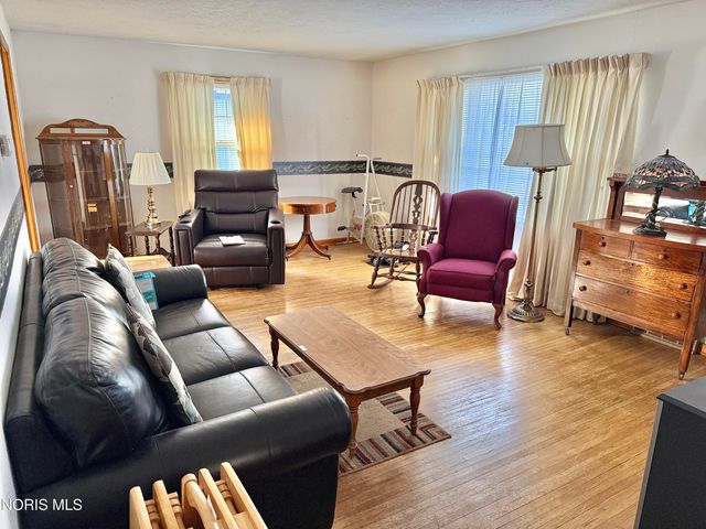 1309 Superior Street, Genoa, OH 43430