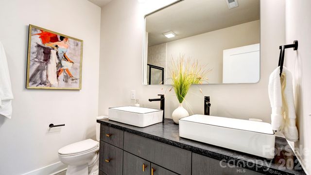 1308 Carolyn Drive, Charlotte, NC 28205