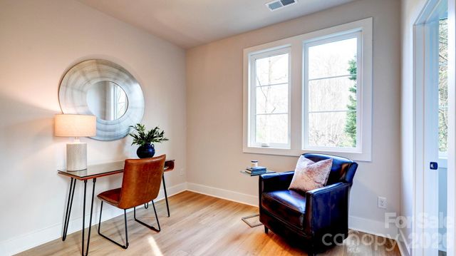 1308 Carolyn Drive, Charlotte, NC 28205