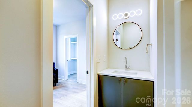 1308 Carolyn Drive, Charlotte, NC 28205