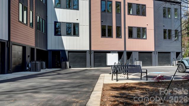 1308 Carolyn Drive, Charlotte, NC 28205