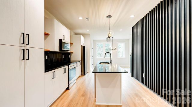 1308 Carolyn Drive, Charlotte, NC 28205