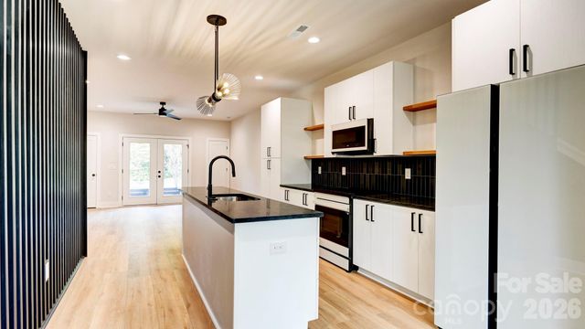 1308 Carolyn Drive, Charlotte, NC 28205